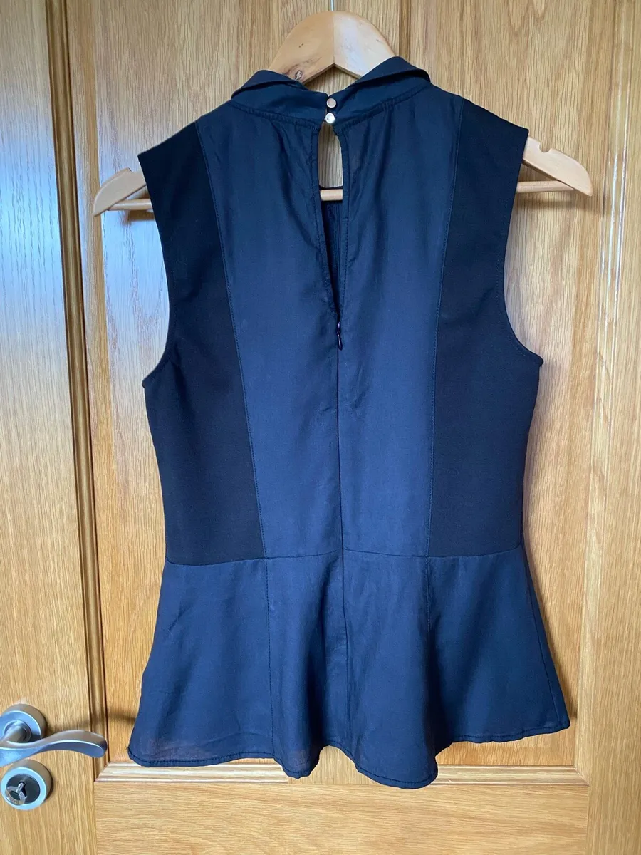 Brand new Women’s Oasis Peplum Black Top - Image 2