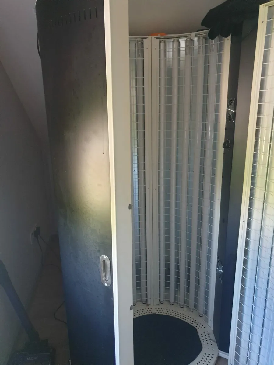 Rent Tansun sapphire home hire sunbeds. - Image 4