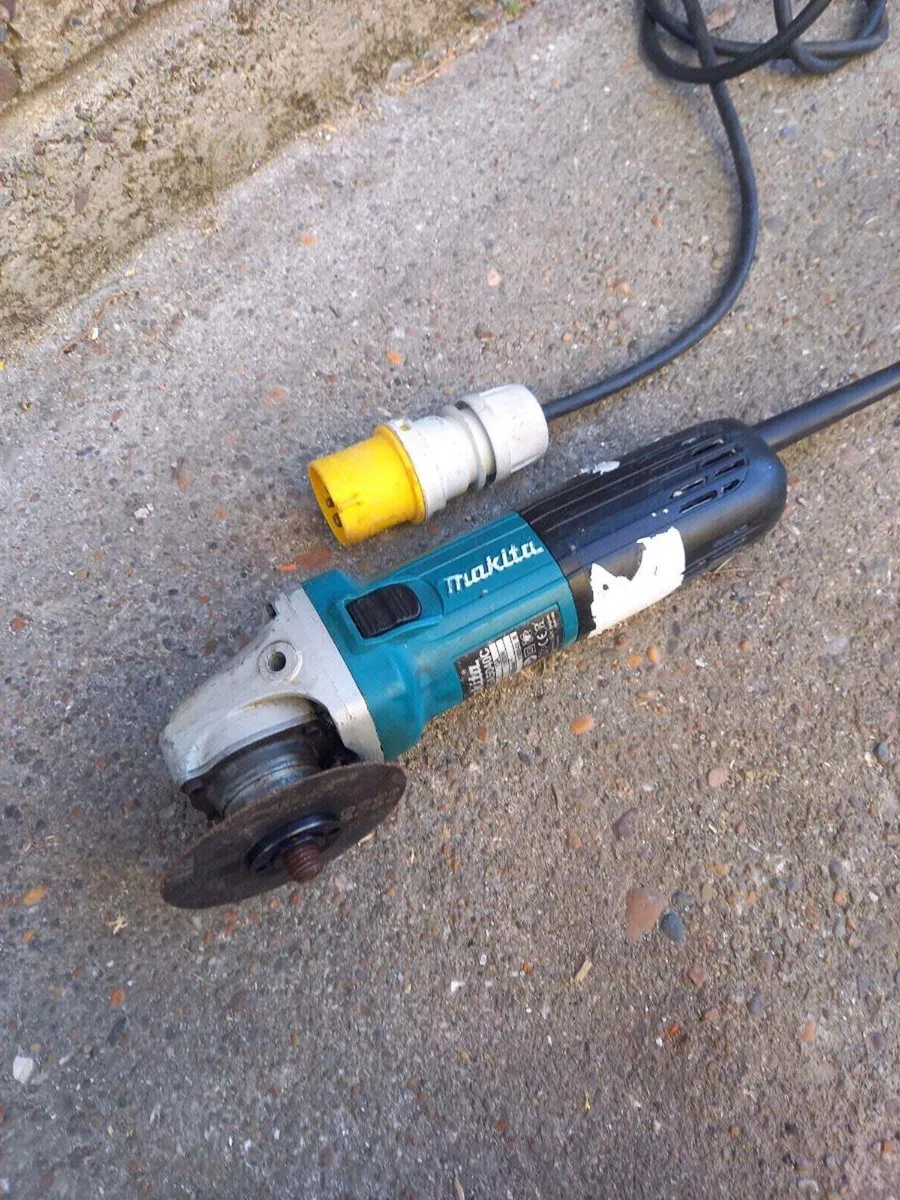 Makita High Strength Grinder - Image 3