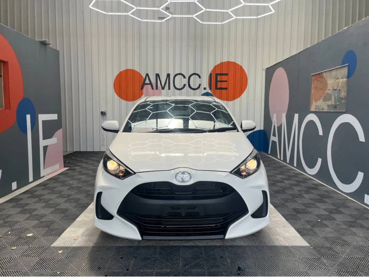 Toyota Yaris ONLY €17950 YARIS AUTOMATIC 1.0 PETRO - Image 2
