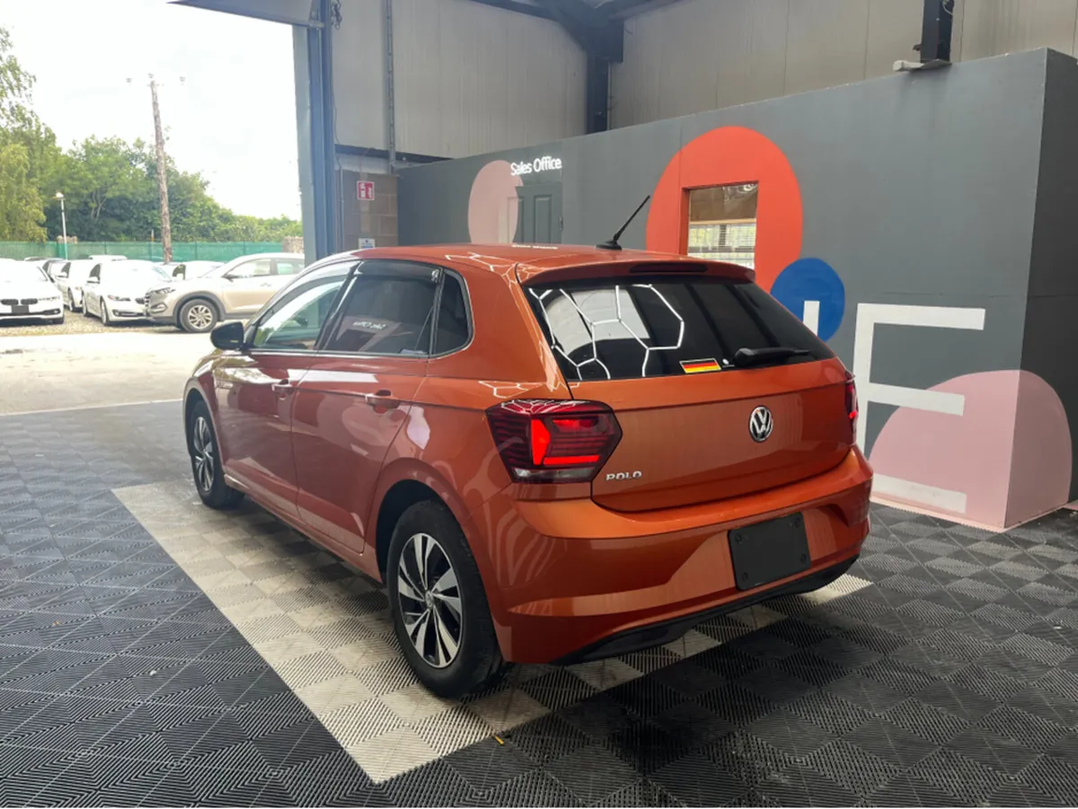 Volkswagen Polo 1.0 PETROL / 18k KMs / REVERSE CAM - Image 4