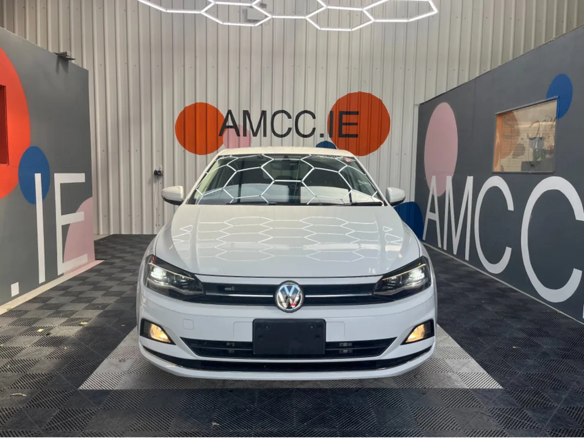 Volkswagen Polo POLO AUTOMATIC 1.0 POLO / 31k KMs - Image 2
