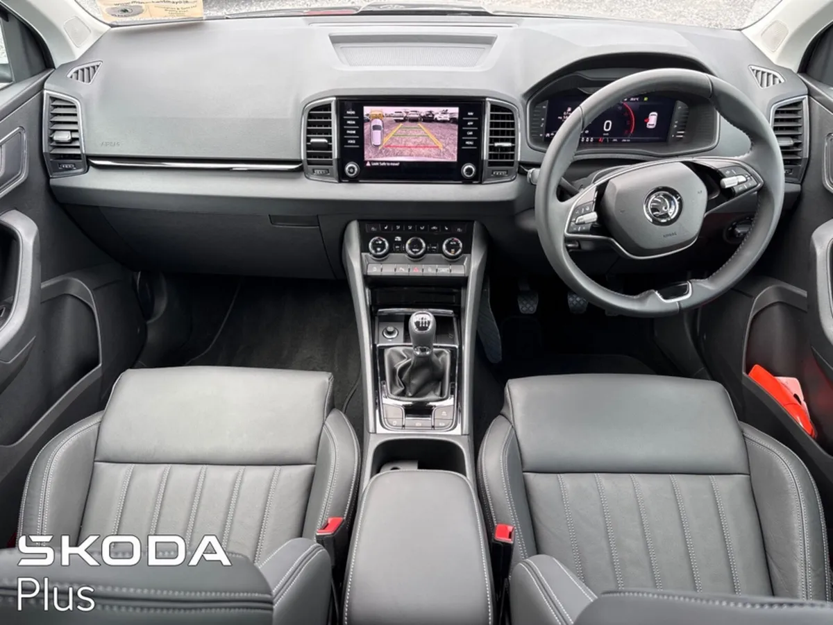 Skoda Karoq SELECTION PLUS 2.0 TDI 115HP - Image 2