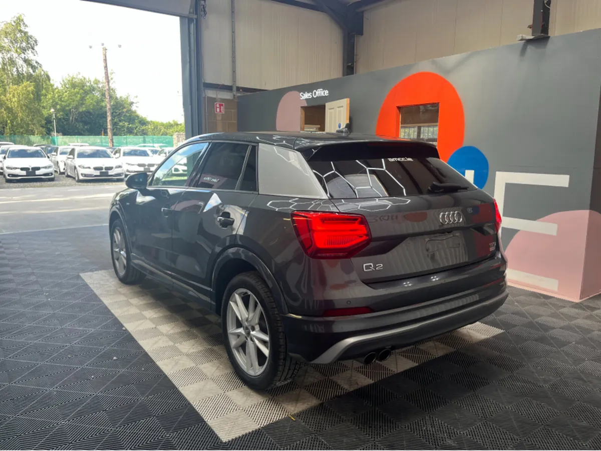Audi Q2 1.4 PETROL / 31k KMs / HEATED SEATS , REVE - Image 4