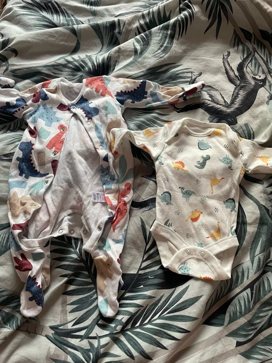 Baby clothes - Image 1