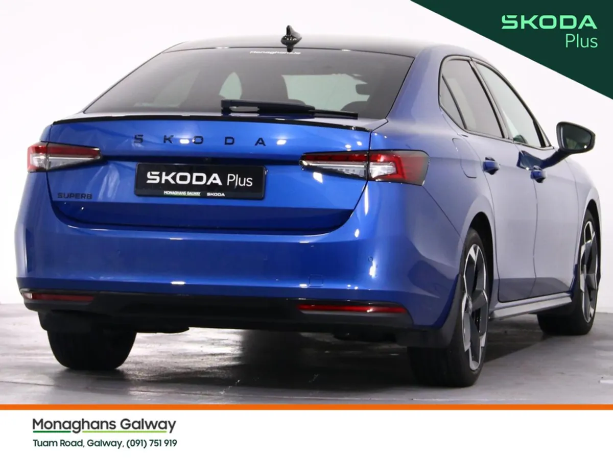 Skoda Superb SPORT 2.0 TDI 150HP DSG with BLACK PA - Image 2
