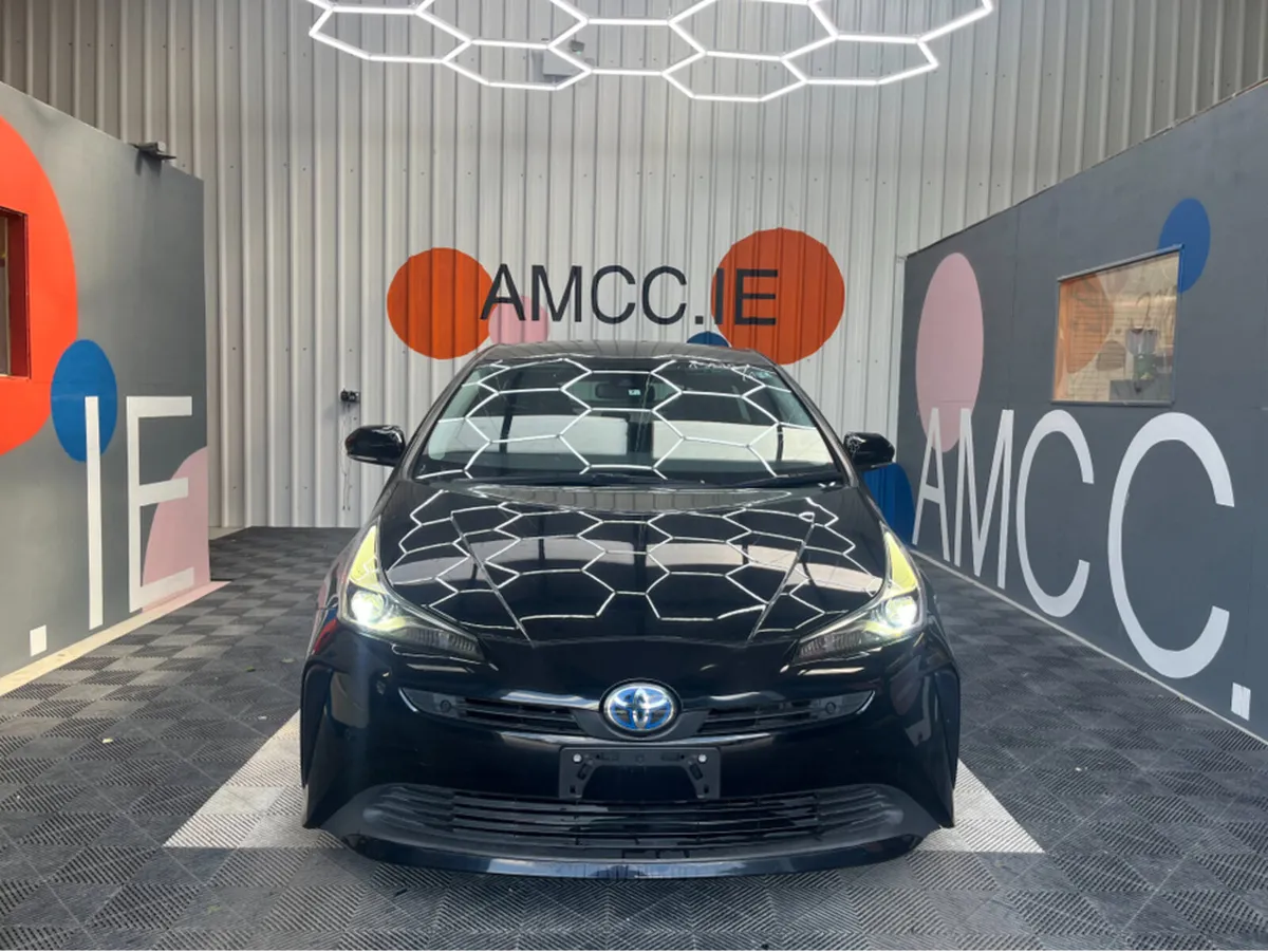 Toyota Prius 1.8 HYBRID / 72k KMs / REVERSE CAMERA - Image 2