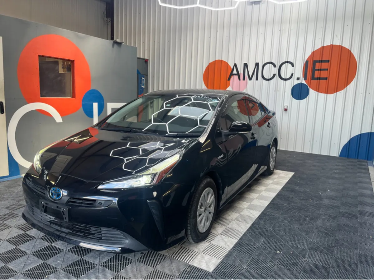 Toyota Prius 1.8 HYBRID / 72k KMs / REVERSE CAMERA - Image 3