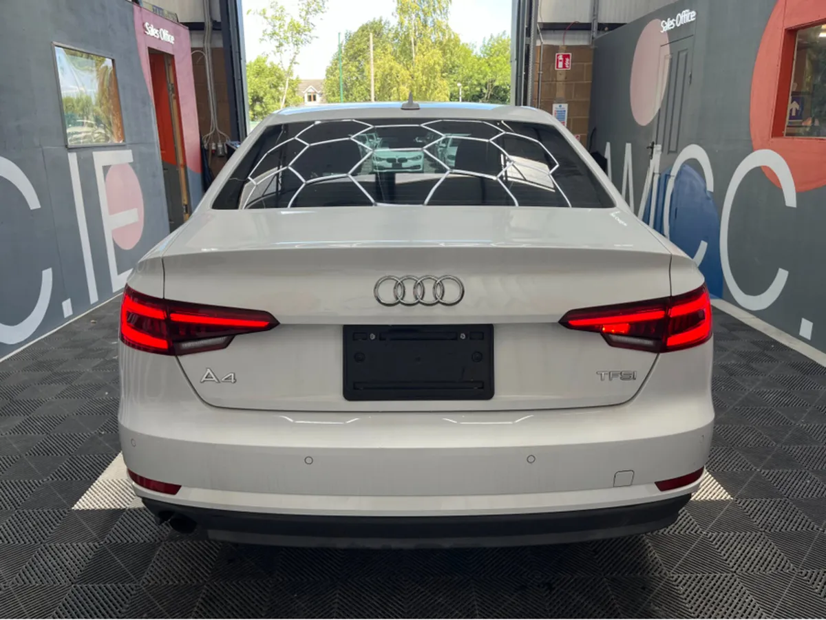 Audi A4 1.4 TFSI / 98k KMs / HEATED SEATS , REVERS - Image 4