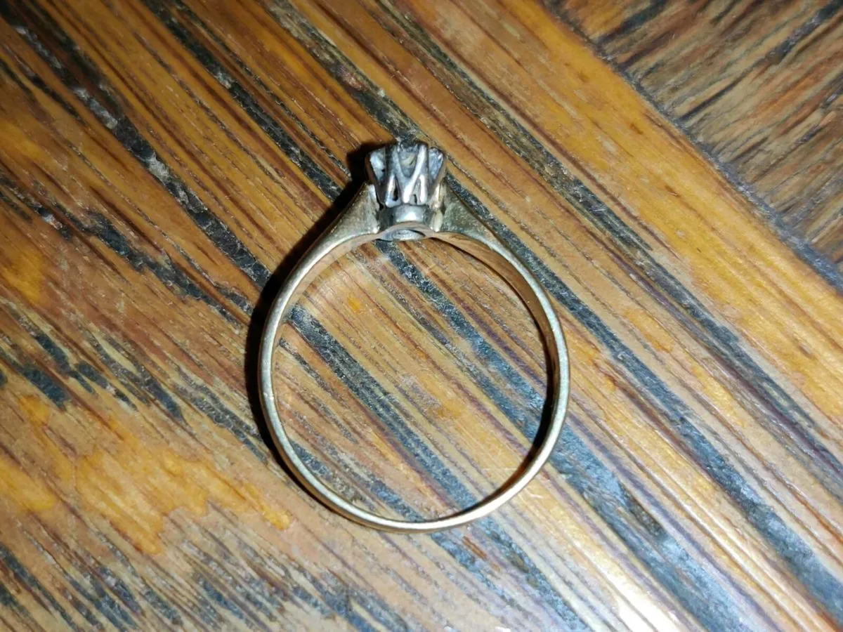 LARGE DIAMOND SOLITAIRE, 9CT Gold New Ring ! - Image 3