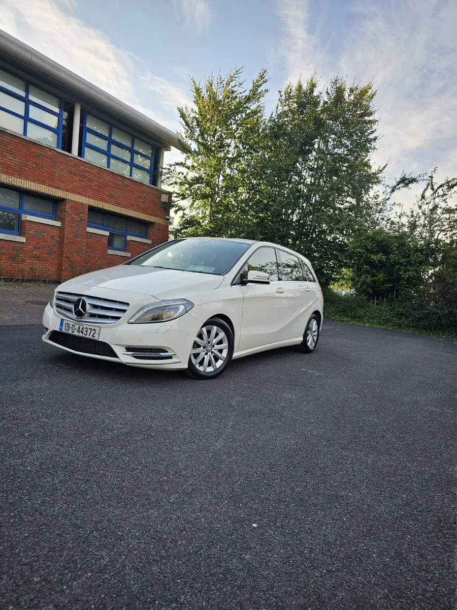 Mercedes-Benz B-Class 2013 - Image 1