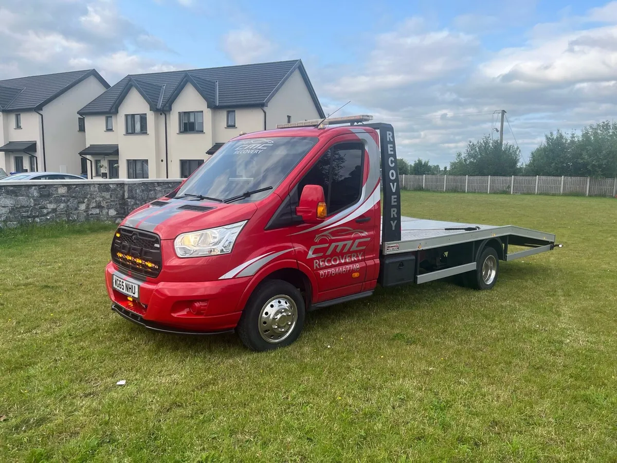 2015 ford transit recovery 2.2 t350 6speed - Image 2