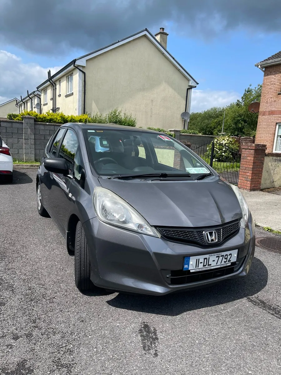 Honda jazz 1.2 I-VTEC S 5DR (low mileage) - Image 4