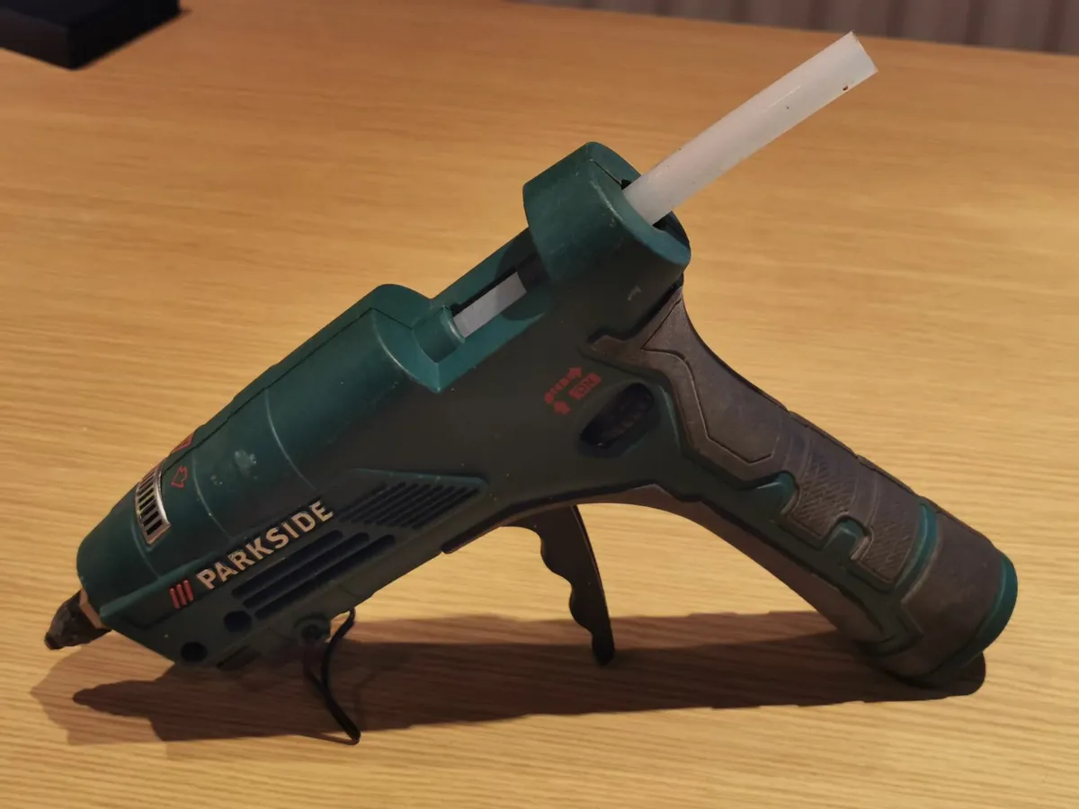 Hot Glue Gun Portable cordless Gas powered Parksid - Image 1