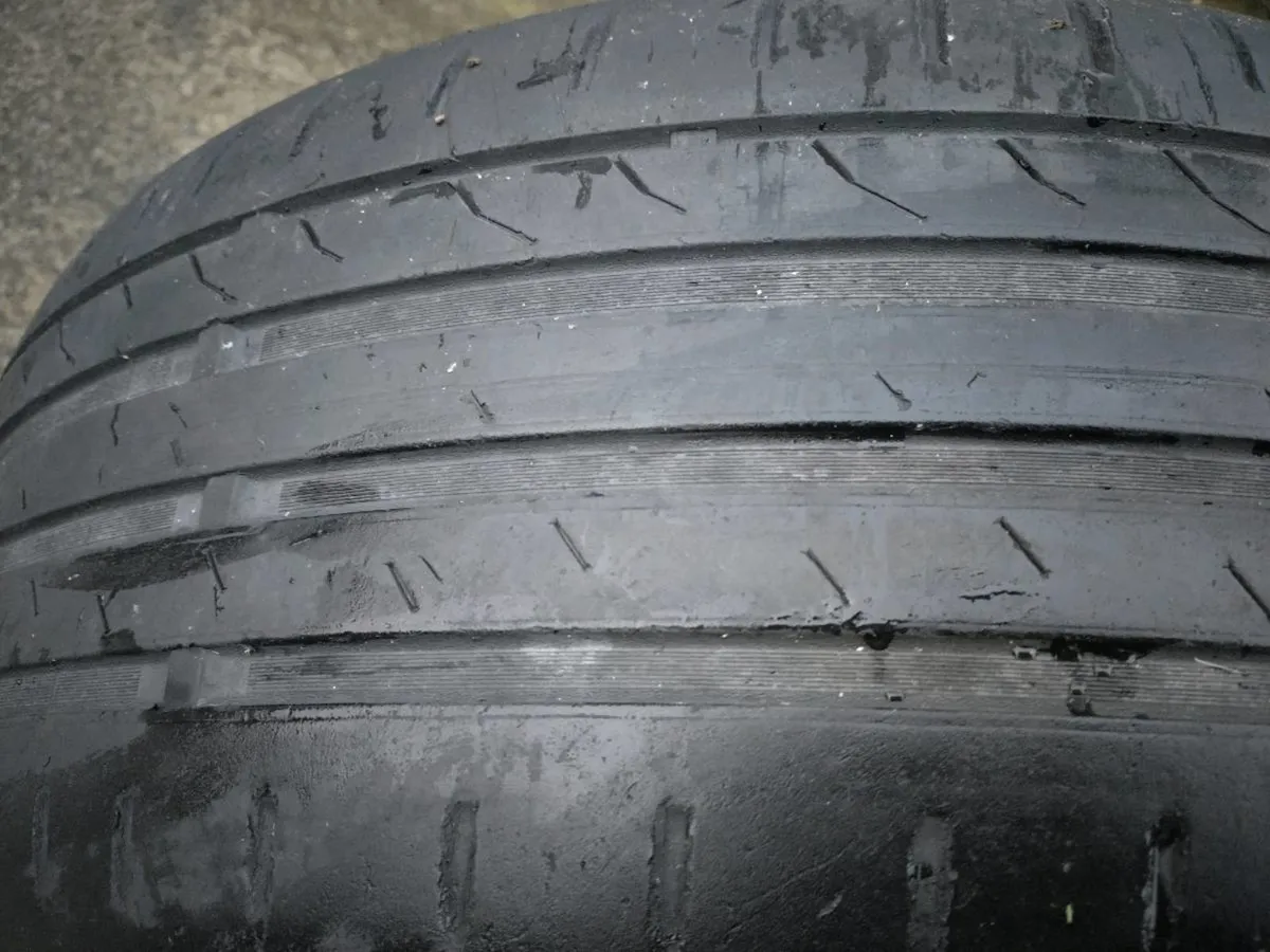 Tyres 245 45 R18 - Image 2