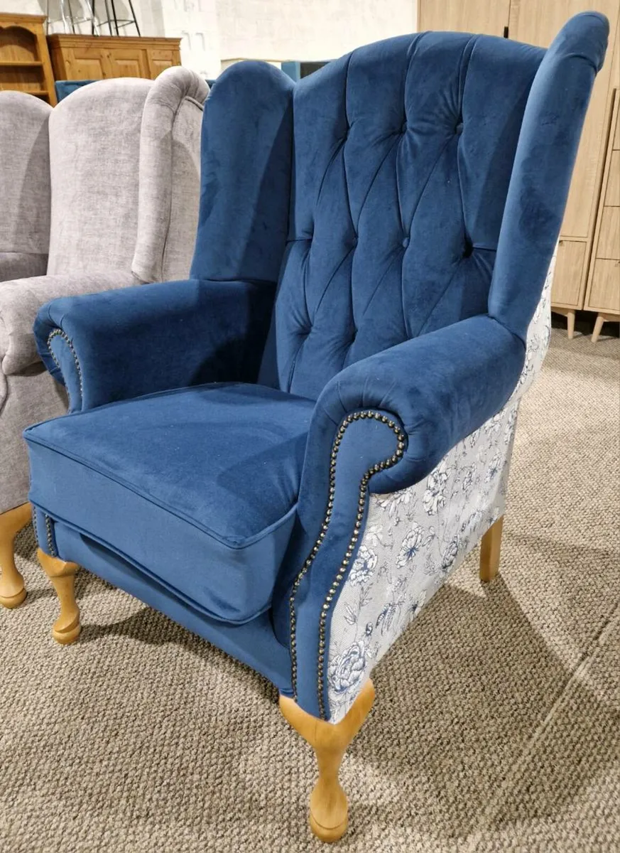 😍 Irish Made Queen Anne Chairs 😍 - Image 3
