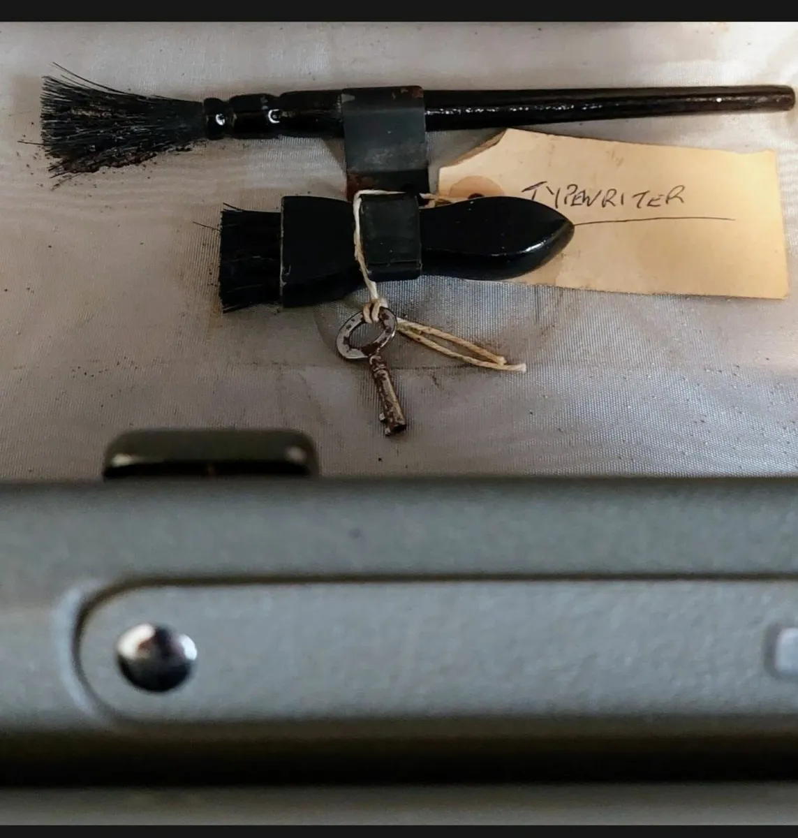 Hermes 2000 Vintage Typewriter - Image 4