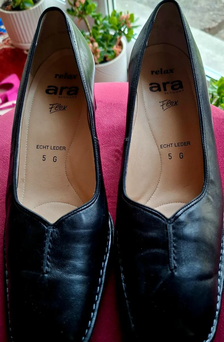Comfort new soft leather shoes - Image 1