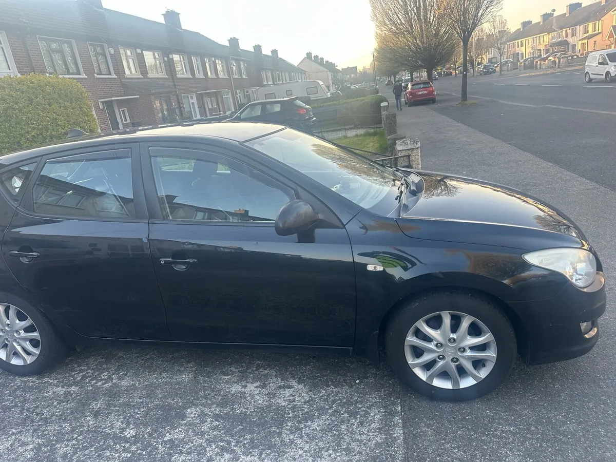Hyundai i30 - Image 2