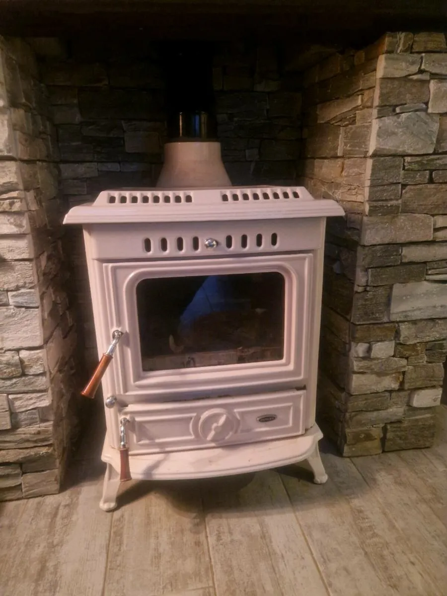 Henley  stove - Image 1