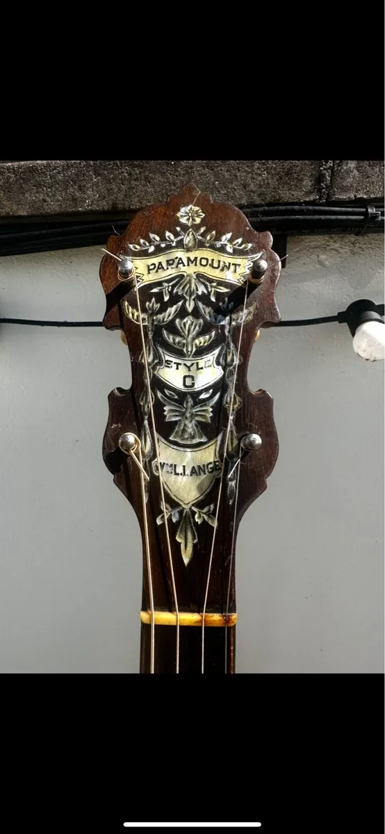 Paramount Style C Tenor Banjo - Image 1