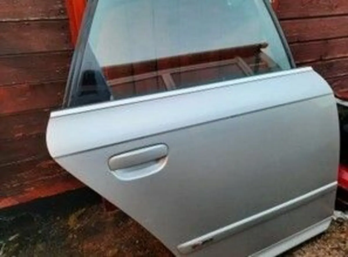 Audi A4 B7 S Line- Driver side rear door- Free