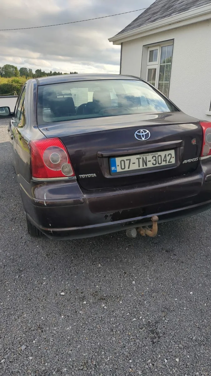 Toyota Avensis - Image 2