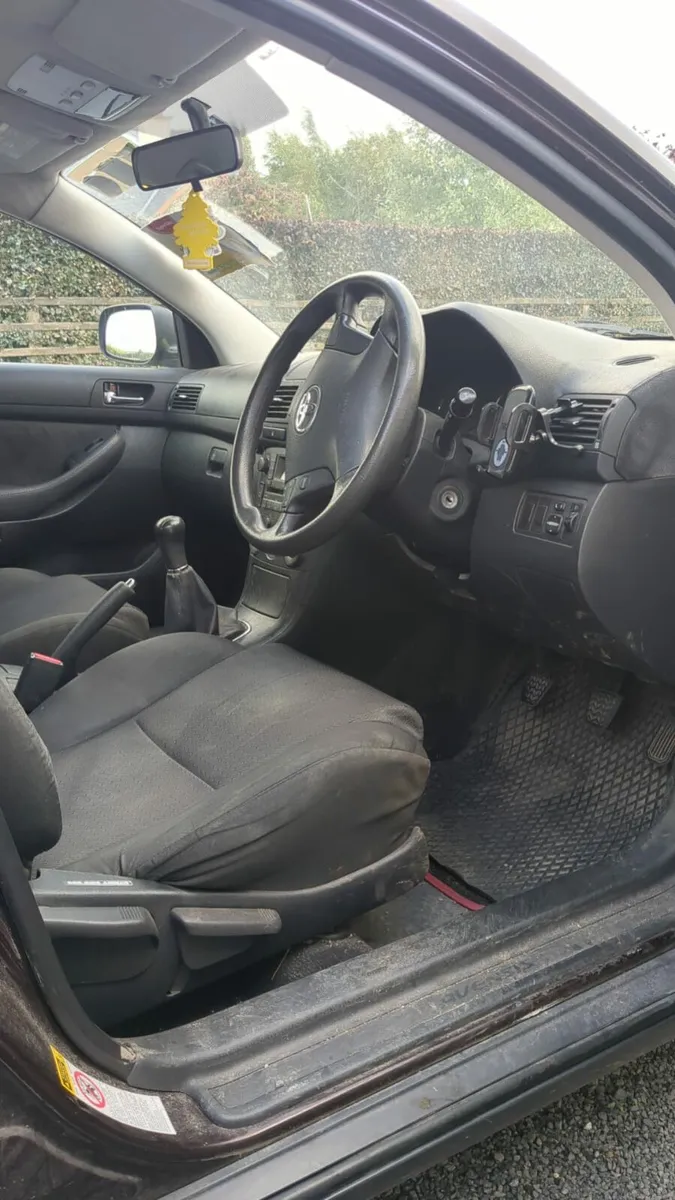 Toyota Avensis - Image 3