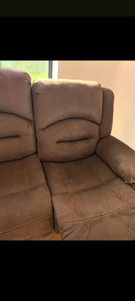 Brown reclining 3 seat couch - Image 3