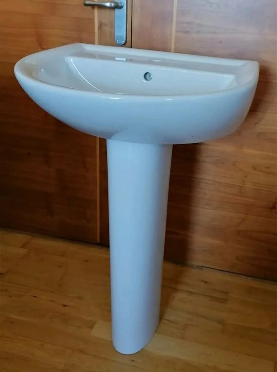 Wash Basin and Pedestal - Image 2