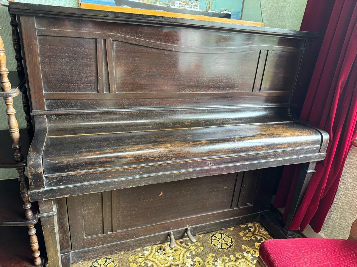 Piano - Image 2