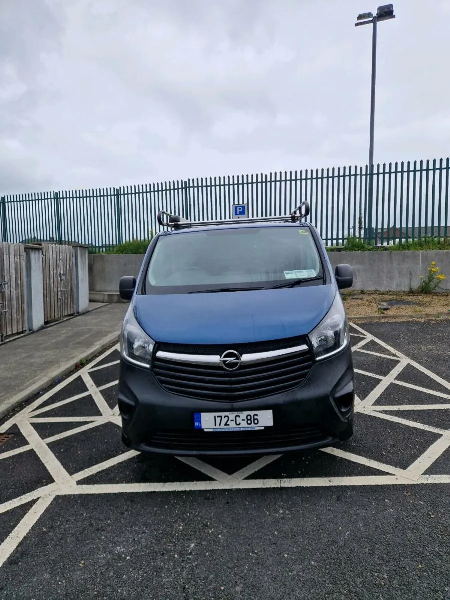 Open Vivaro 2017 - Image 2