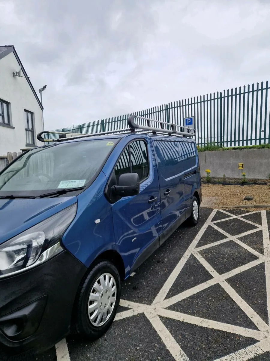 Open Vivaro 2017 - Image 3