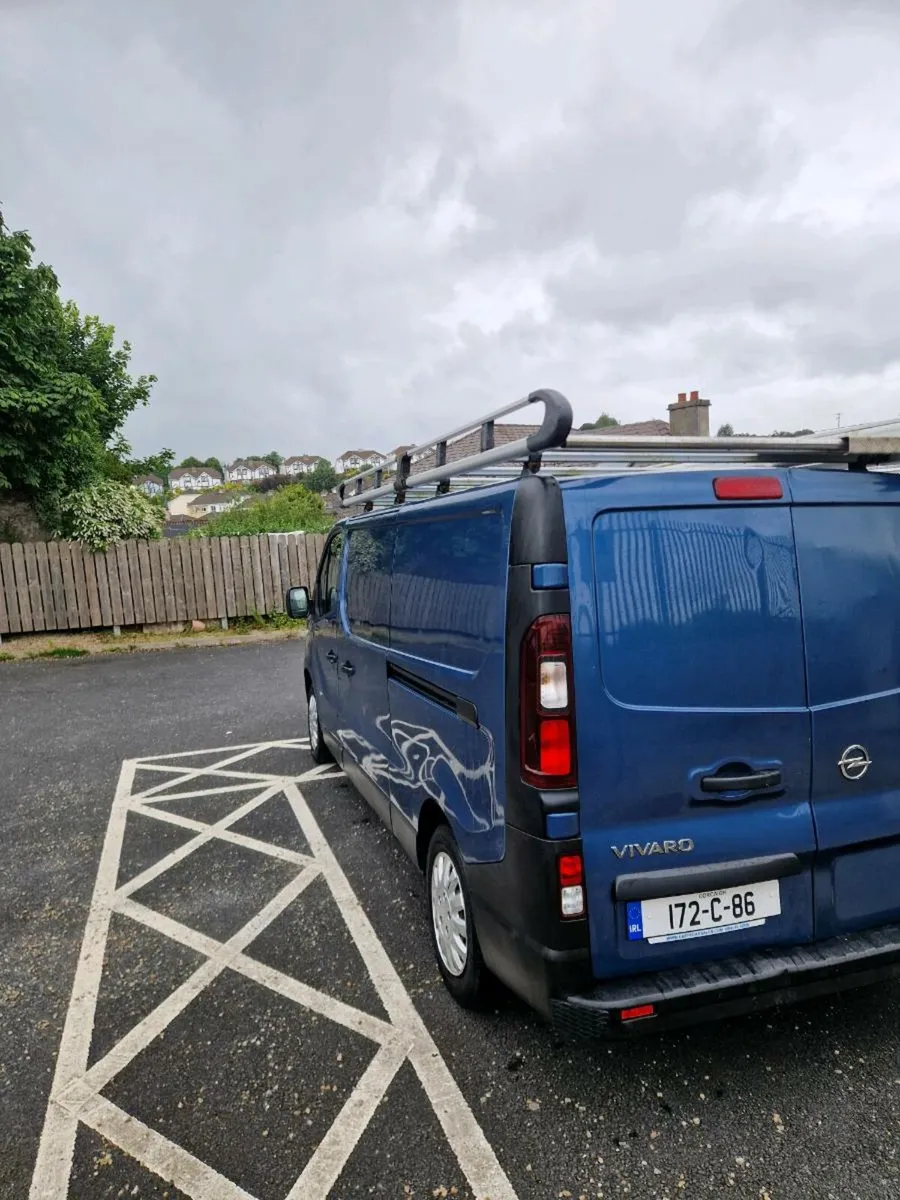 Open Vivaro 2017 - Image 4
