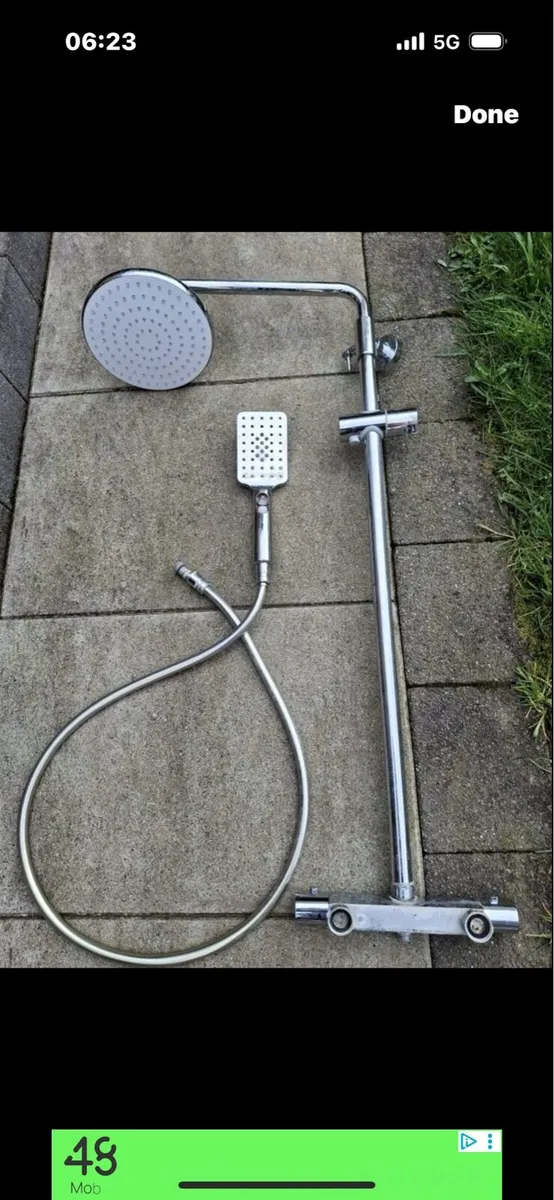 Shower panel - Image 1