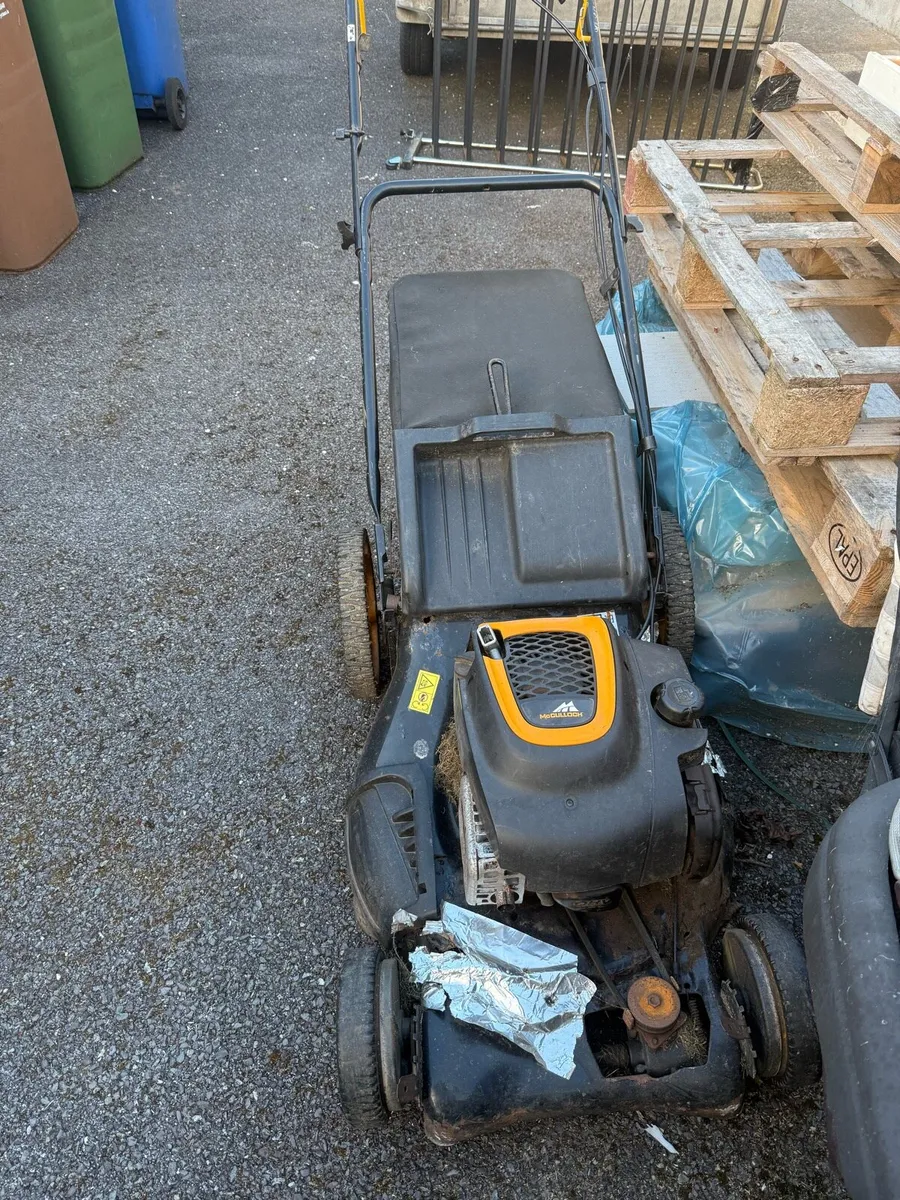 Self Propelled Lawnmower