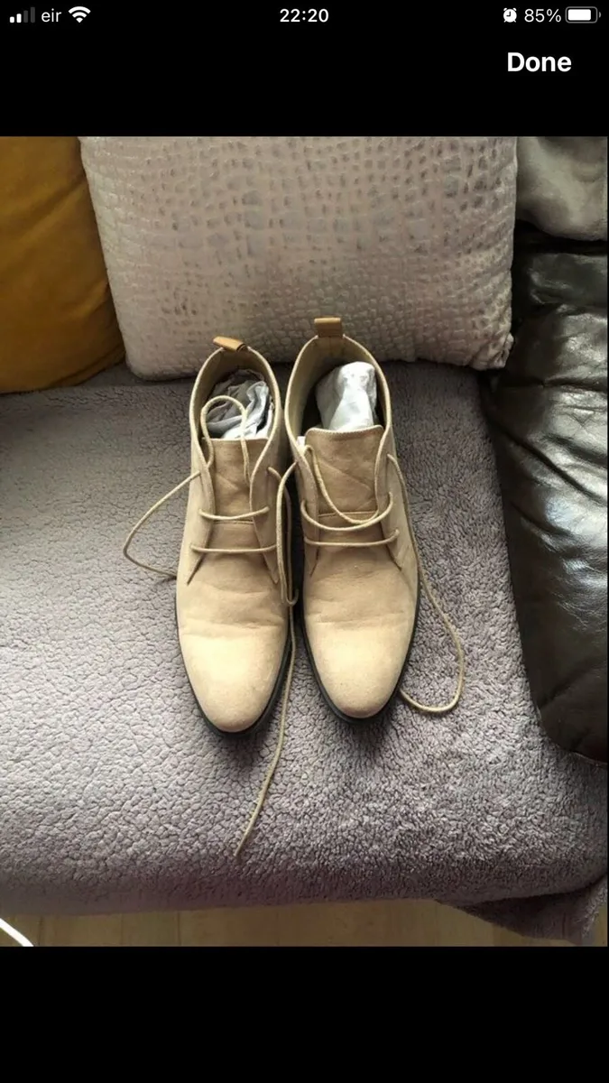 Mens new boots size 8 €25 - Image 1