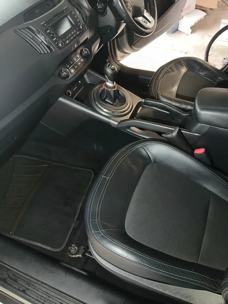 Kia Sportage 2012 - Image 4