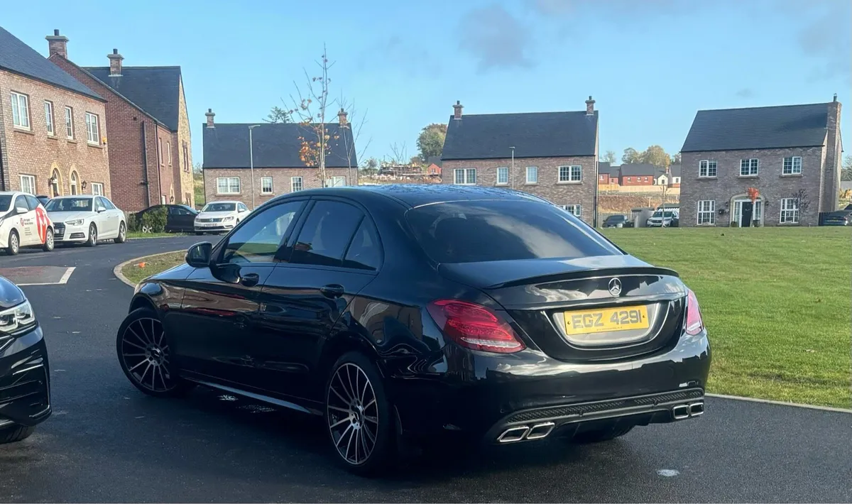 2017 Mercedes C220d AMG Line - Image 4