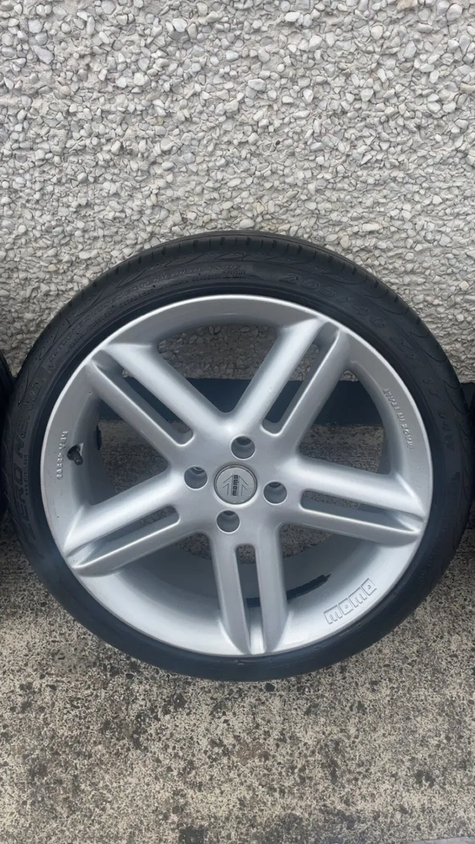 17” 4x100 momo arrows - Image 4