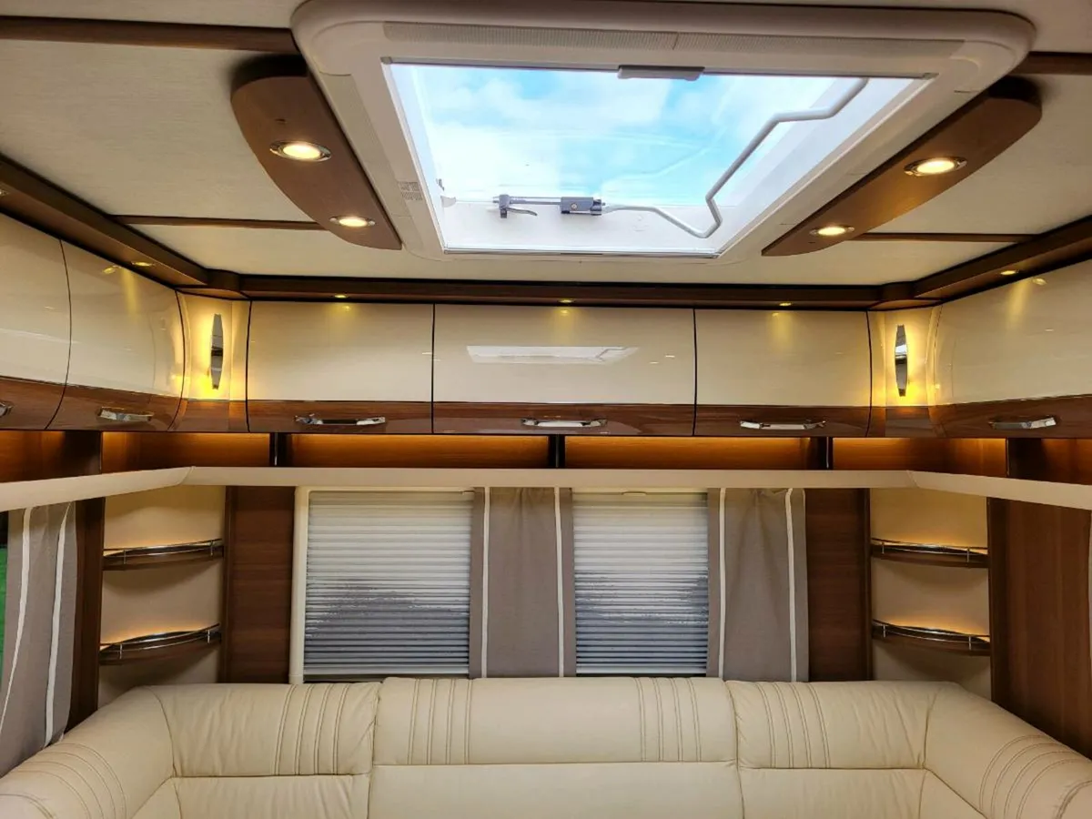 2019 lmc caravan 595 exquisite vip , - Image 2