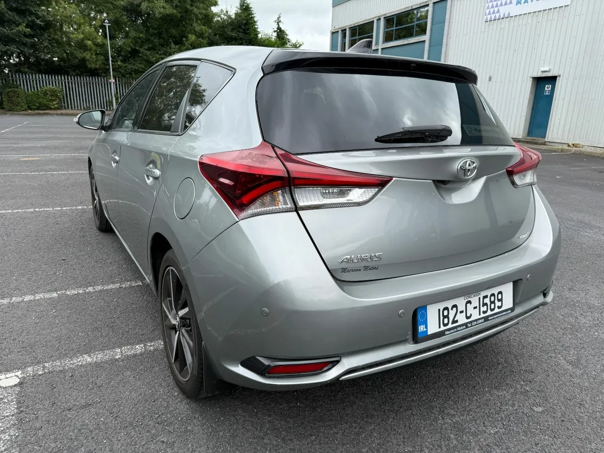 Toyota Auris 2018 1.2petrol - Image 4