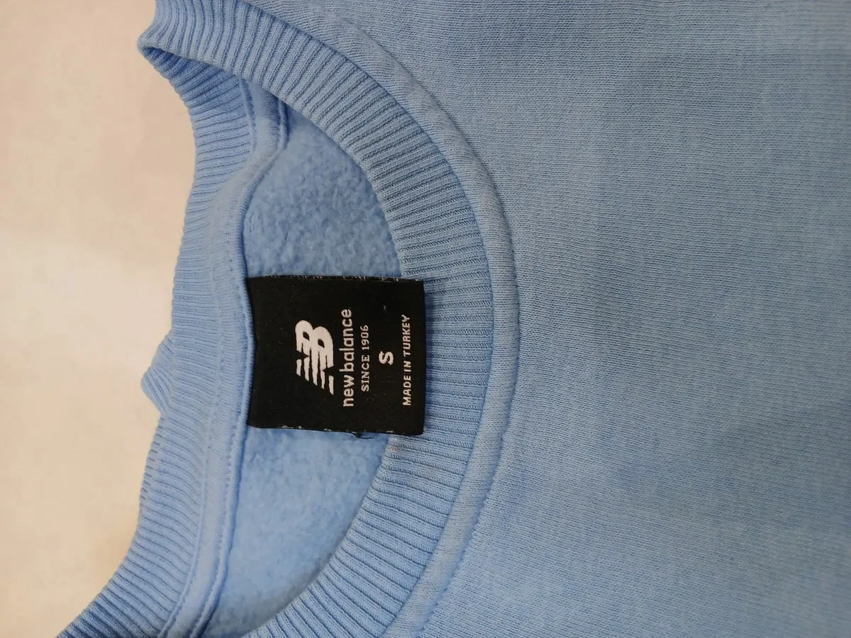 Girls sweatshirt - Image 2