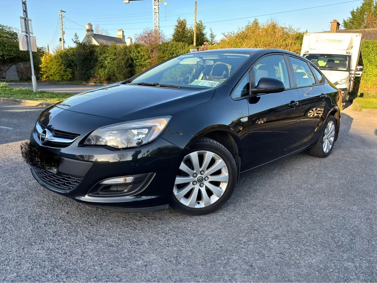 Opel Astra 1.4L petrol saloon - Image 1