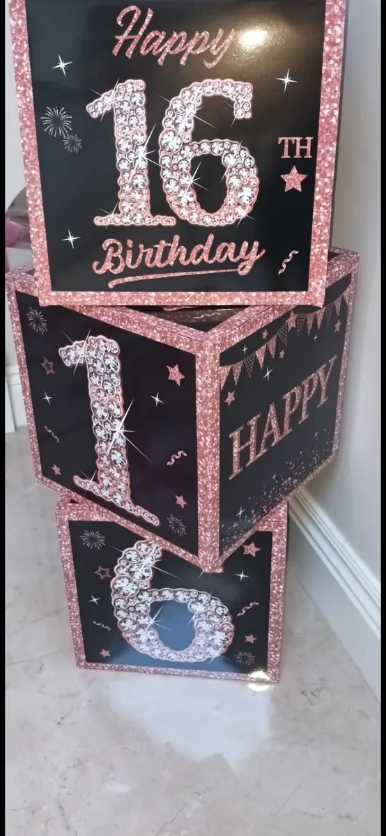 Party decorations - Image 3