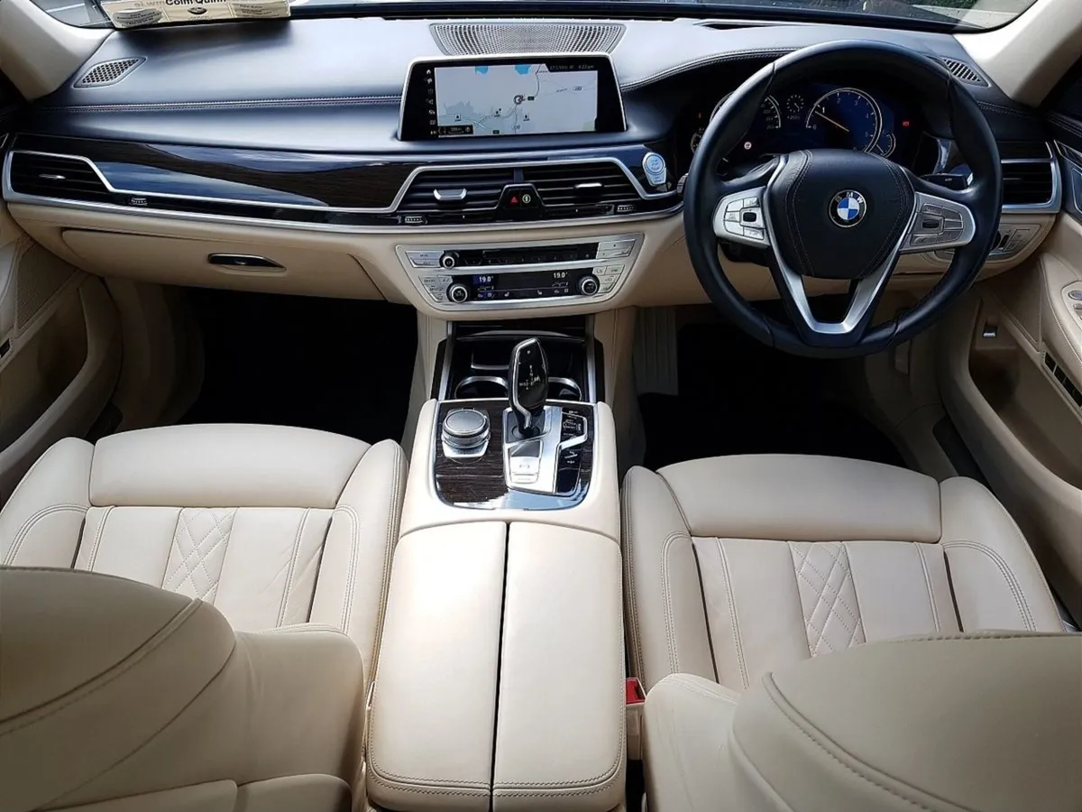 BMW 7 Series 730 - Image 4