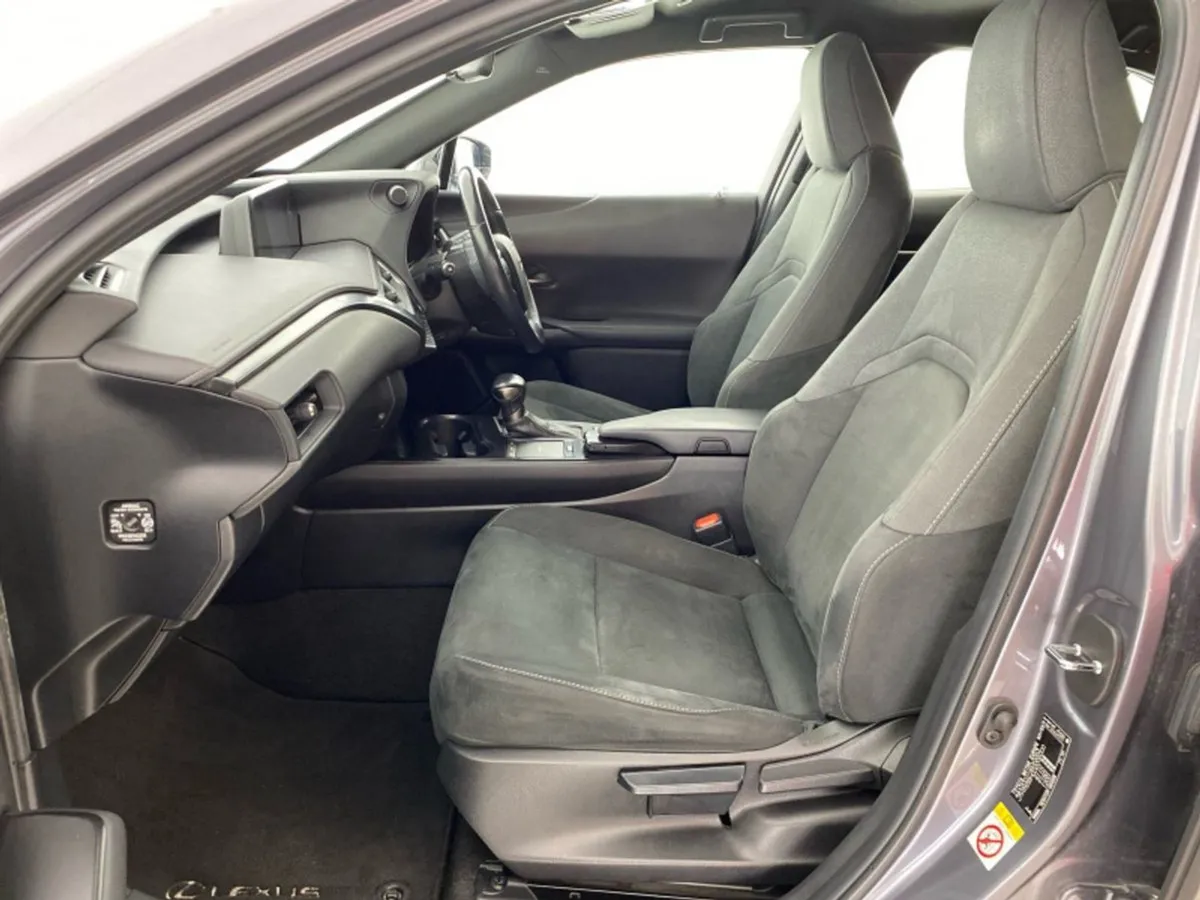 Lexus UX250h S-design - Image 2