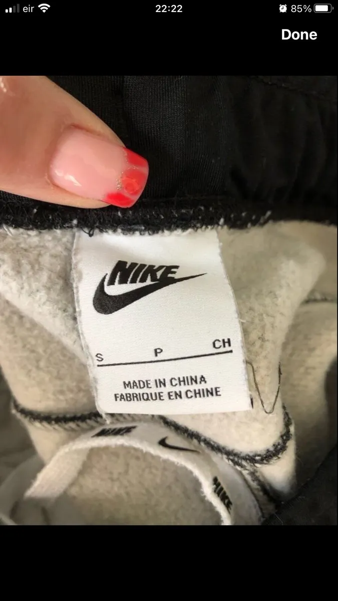 Mens Nike tracksuit size S €30 - Image 2