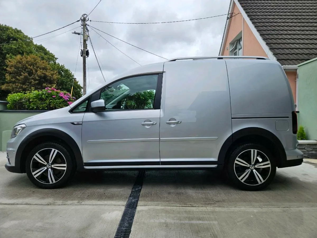 Volkswagen Caddy Alltrack - Image 1