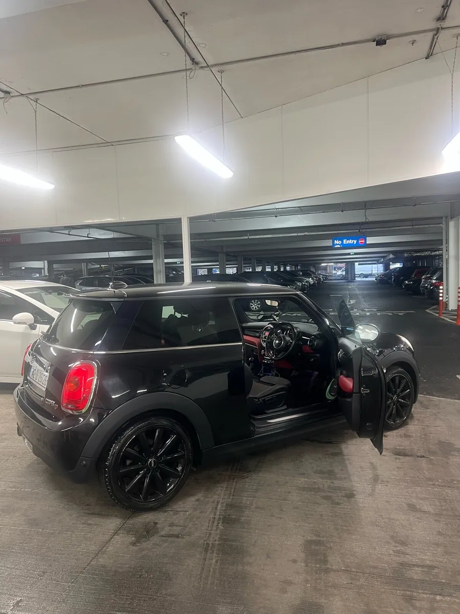 142 MINI COOPER D LOW KMS - Image 2